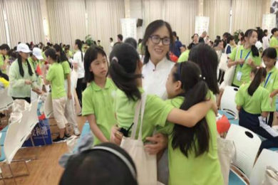 从5万份爱心餐到贫困山区助学，，，，，，他们期待更多人投身公益