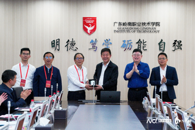 媒体关注 | 探讨民办高校育人履历 重庆考察团旅行广东pg电子职院
